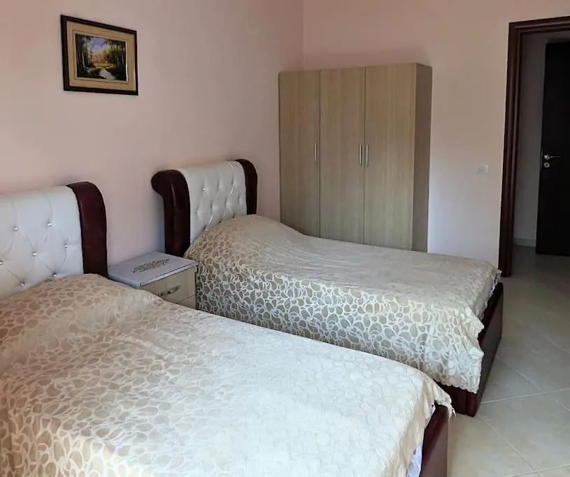 Apartment Sharing Apt- Private Room With 2 Beds Sarande
